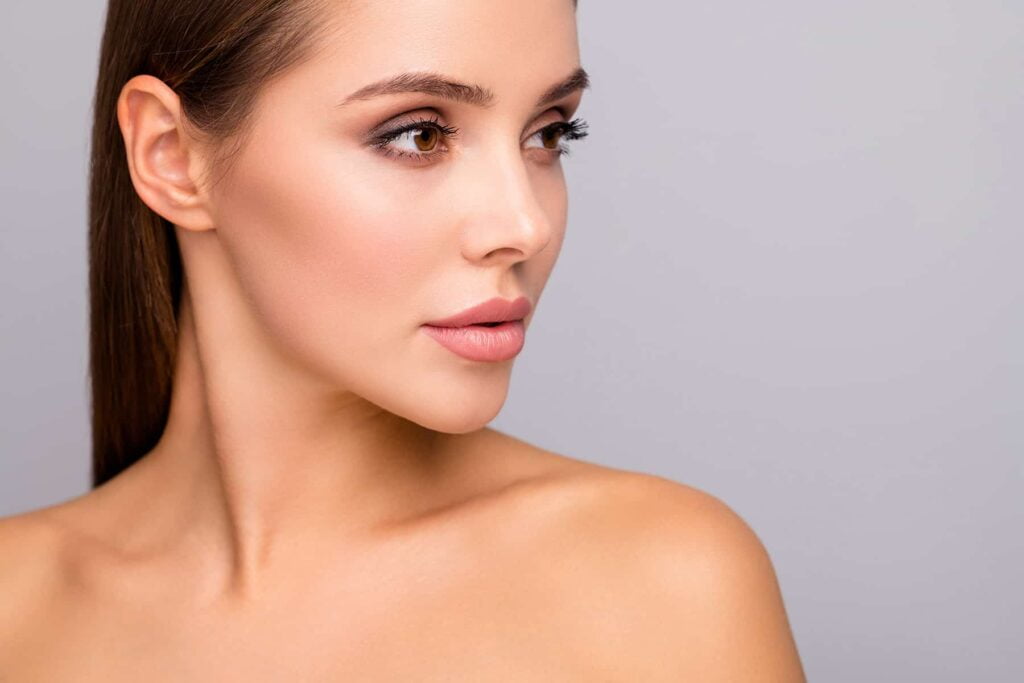 Cirugía de Mentón en 2 Pasos: Mentón Femenino de Aspecto Natural 6 feminización facial beverly hills