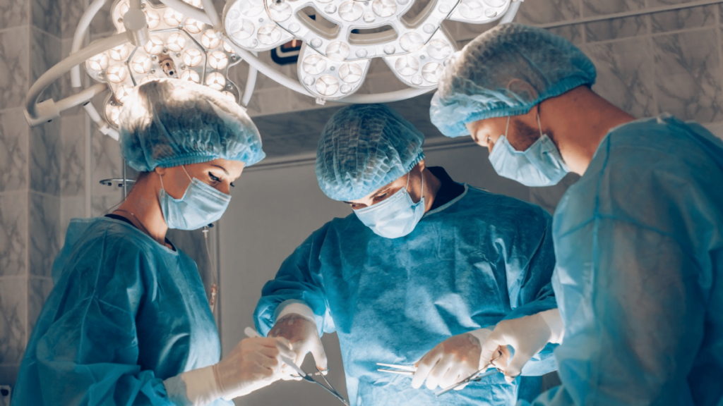 Qui est le meilleur chirurgien au monde en matière de féminisation faciale ?