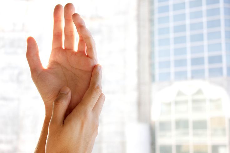 How to Look More Feminine as a Guy 1 Look