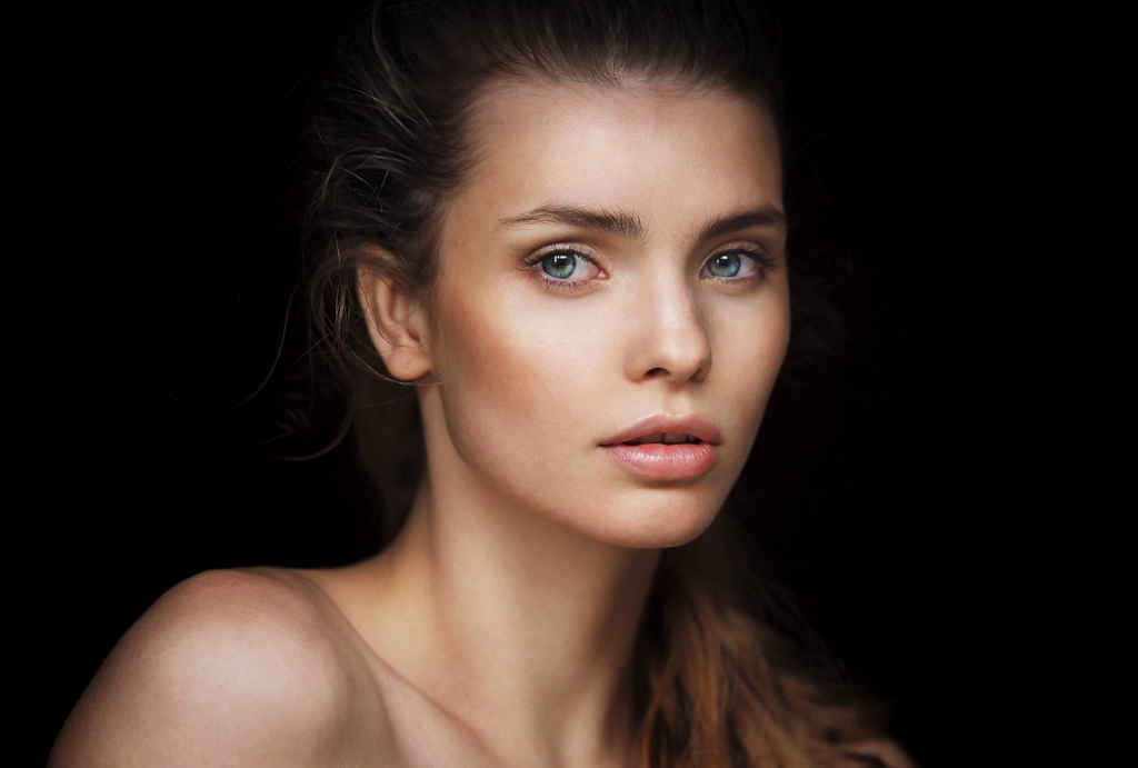 هل يمكنك جعل وجهك أنثويًا بدون جراحة؟ 5 الصورة 2