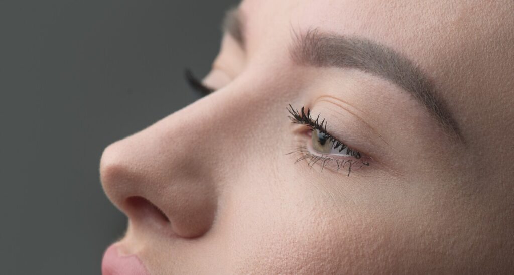 Guía Femenina para Mujeres Trans: ¿Por qué es Importante la Rinoplastia? 2 cirugía de rinoplastia