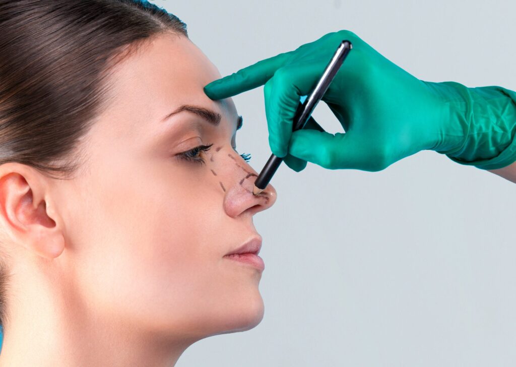 операция на кончике носа