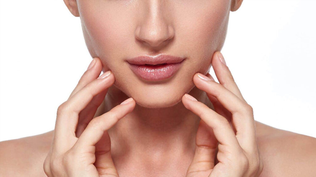 Kunnen een kinverkleining en een liposuctie van de onderkin tegelijkertijd worden uitgevoerd? 1 perfecte kin 1